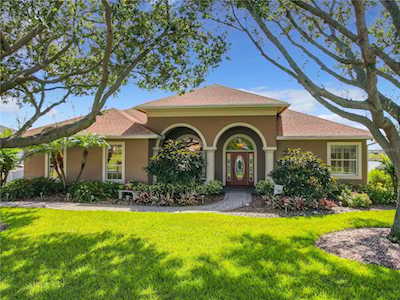 652 Hart Lake Dr Winter Haven, FL 33884
