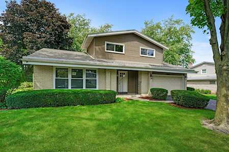 1006 W Marion Rd Arlington Heights, IL 60004
