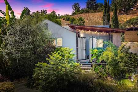 9567 Upland St Spring Valley, CA 91977