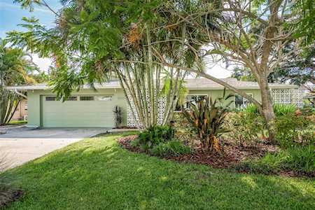 2370 Jones Dr Dunedin, FL 34698