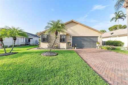 2430 NW 15th St Delray Beach, FL 33445