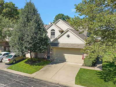 42633 Jason Ct Sterling Heights, MI 48313