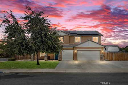 15824 Cusano Place Bakersfield, CA 93314