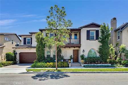 31 Barlett Place Tustin, CA 92782