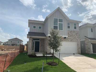 11003 Sentinel DR Austin, TX 78747