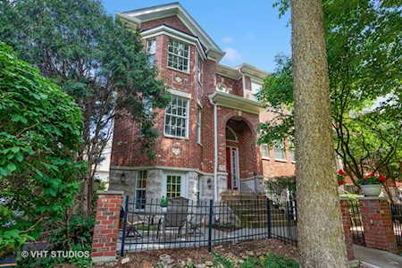 729 Prescott Ct Naperville, IL 60563