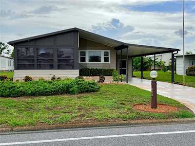 808 Tangerine Woods Blvd Englewood, FL 34223