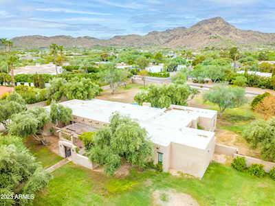 8100 N 64th Place Paradise Valley, AZ 85253
