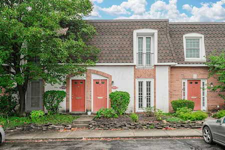2807 Chateau Circle Columbus, OH 43221