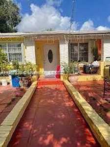 17211 NW 29th Pl Miami Gardens, FL 33056