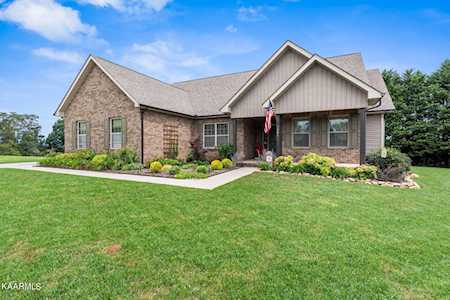 1264 Broaderick Blvd Maryville, TN 37801