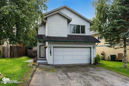 17550 Beaujolais Dr Eagle River, AK 99577
