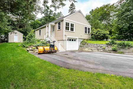 1 Garden Ln Durham, NH 03824