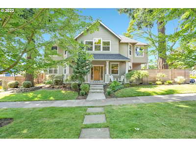 3853 NE 21st AVE Portland, OR 97212