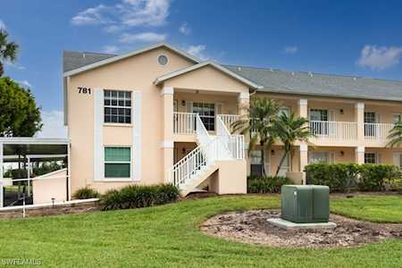 781 Wiggins Lake Dr #1-201 Naples, FL 34110
