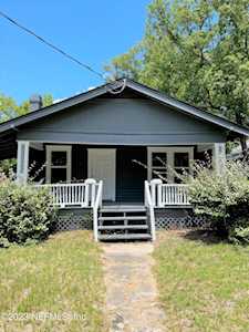 1117 12th ST E Jacksonville, FL 32206