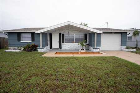 1175 Chancellor Dr Holiday, FL 34690