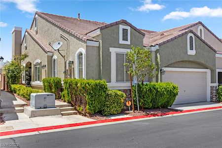 1021 Collingtree St Las Vegas, NV 89145