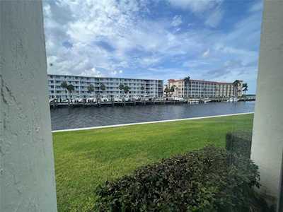 125 Shore Ct #105B North Palm Beach, FL 33408