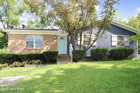 8707 Watterson Trail Jeffersontown, KY 40299