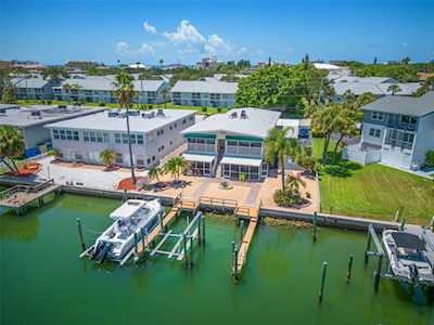 12005 3rd St E #3 Treasure Island, FL 33706