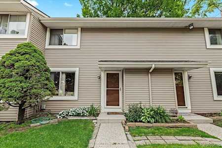 616 Rickett Rd #124 Brighton, MI 48116