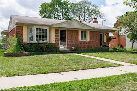 38053 Jamison St Livonia, MI 48154