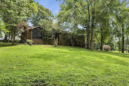 625 Francis Cir Mount Juliet, TN 37122