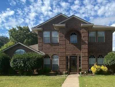 2408 Barger Lane Sachse, TX 75048