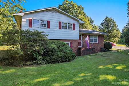 14811 Cumberland Dr Charlotte, NC 28227