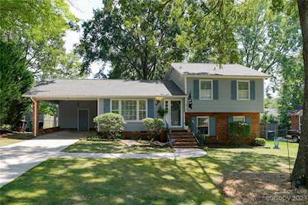 501 Vinecrest Dr Matthews, NC 28105