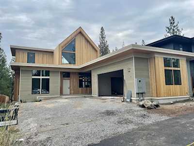 2234 NW Reserve Camp Ct Bend, OR 97703