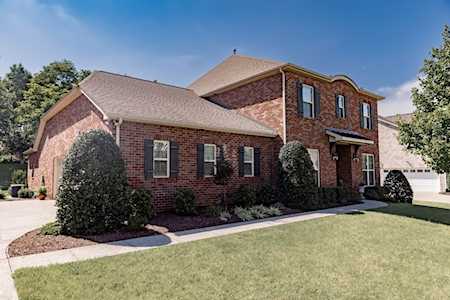 145 Sandpiper Cir Hendersonville, TN 37075