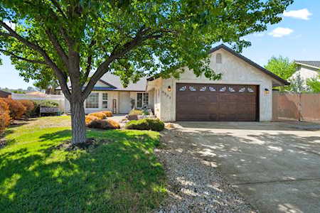4352 Newbury Ct Shasta Lake, CA 96019