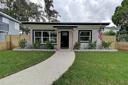3520 Emerson Ave S St. Petersburg, FL 33711