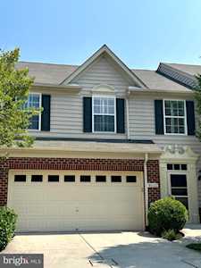 8032 White Jasmine Ct #91 Ellicott City, MD 21043