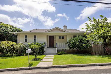 3106 Lanikaula Street Honolulu, HI 96822