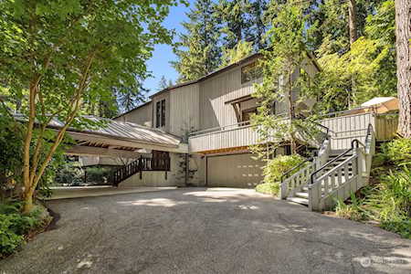 13000 NE 39th St Bellevue, WA 98005