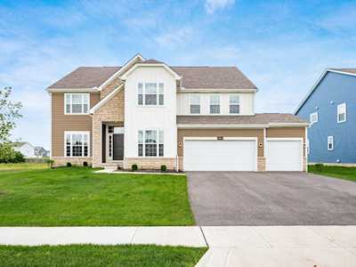 5881 Heather Ridge Drive Delaware, OH 43015