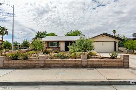 6901 Alta Dr Las Vegas, NV 89145