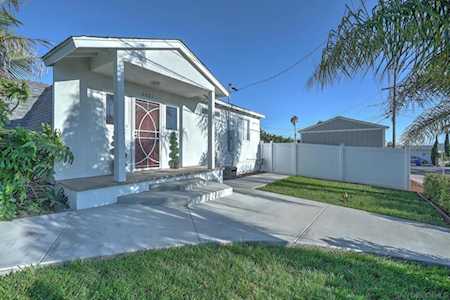 2803 Lincoln Ct National City, CA 91950