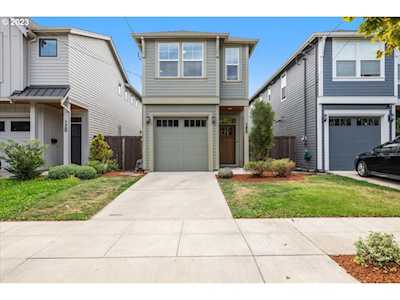 7456 N Stockton AVE Portland, OR 97203