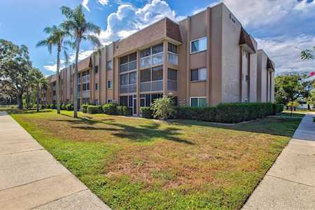 1310 Glen Oaks Dr E #286E Sarasota, FL 34232