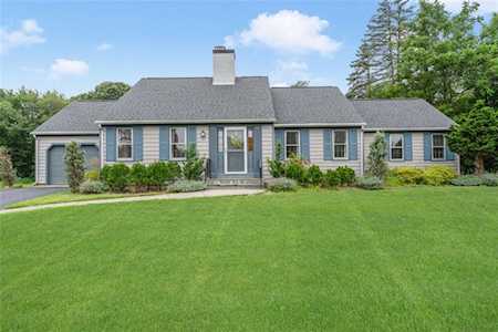 21 Hamilton Gate Ct North Kingstown, RI 02852