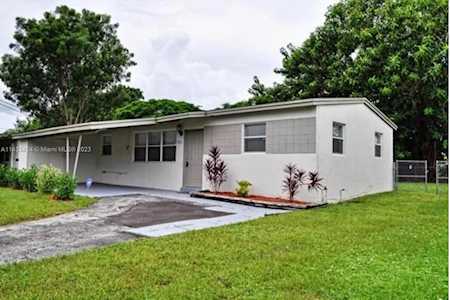 501 SW 50th Ave Margate, FL 33068