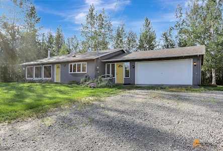 400 W Scheelite Dr Wasilla, AK 99654