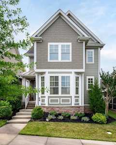 3145 Hazelton Dr Thompsons Station, TN 37179