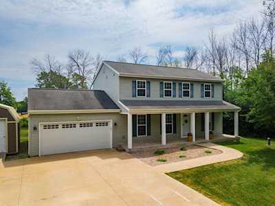 4390 Swallow Banks Ln Oshkosh, Town of Omro, WI 54904