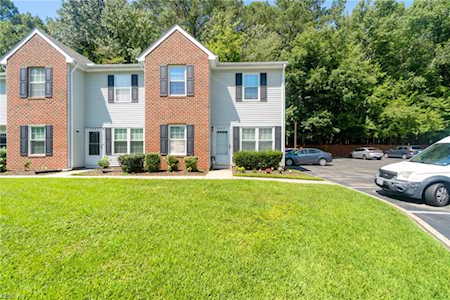 3500 Clover Meadows Dr Chesapeake, VA 23321