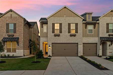 6567 Scarlet Pond Ln Fulshear, TX 77441